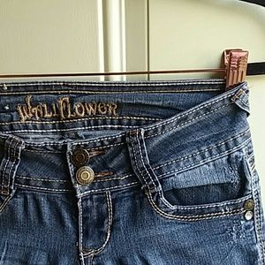 Wallflower jeans size 3